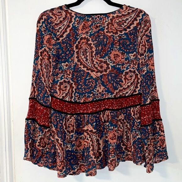 American Eagle Outfitters bohemian paisley mixed print bell sleeve top size XS - Picture 2 of 8